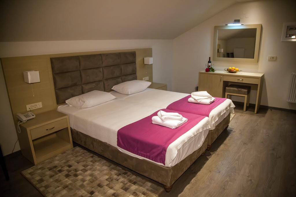 Filokalia Hotel Giannina Camera foto